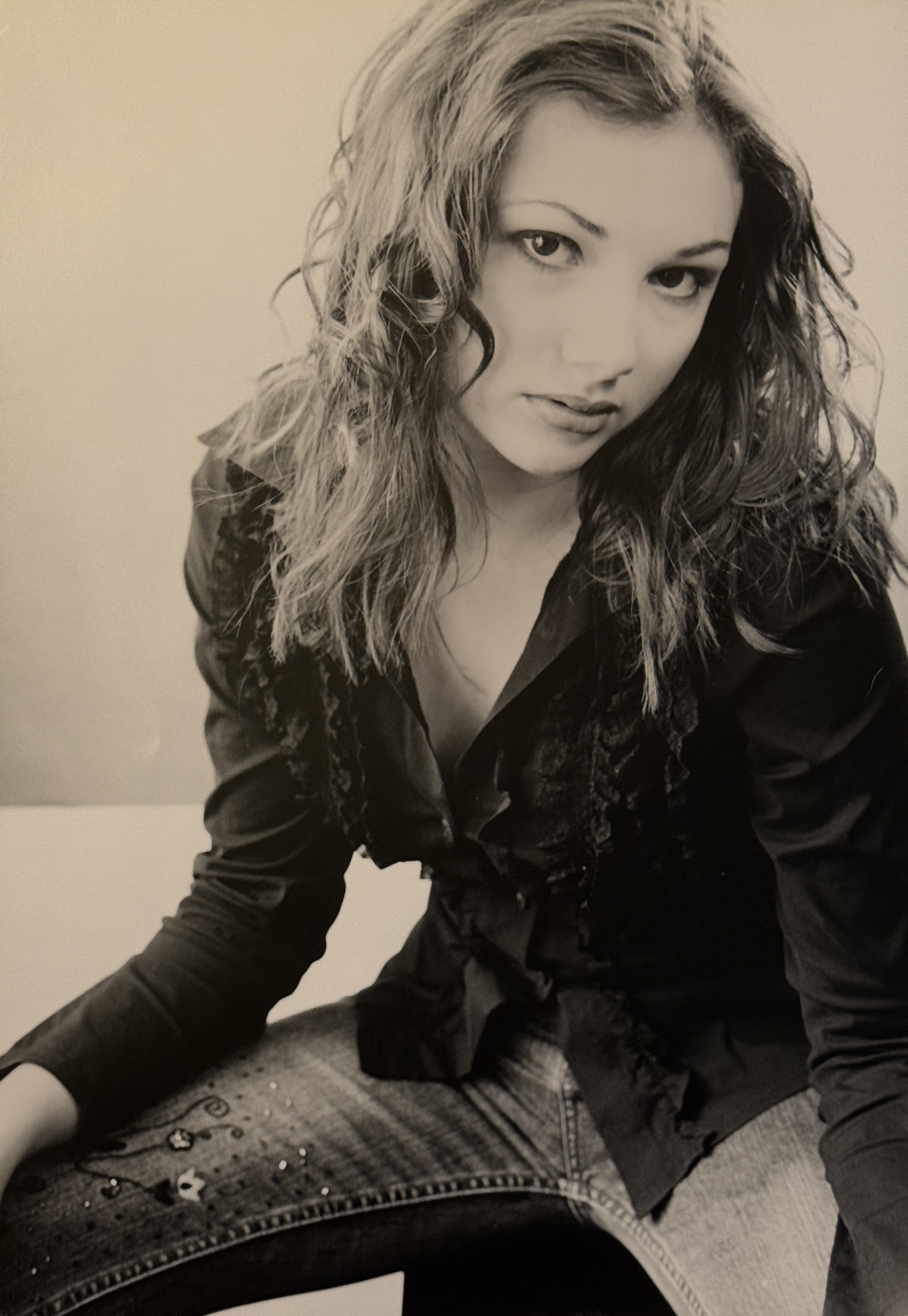 Uliana Latyk photo session, 2001, photograph 2